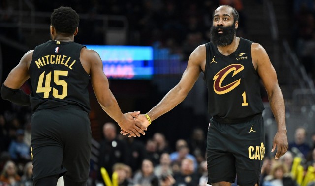 乐鱼体育官方网站-双核带队！骑士VS魔术首发：哈登、米切尔、梅里尔、韦德、莫布里