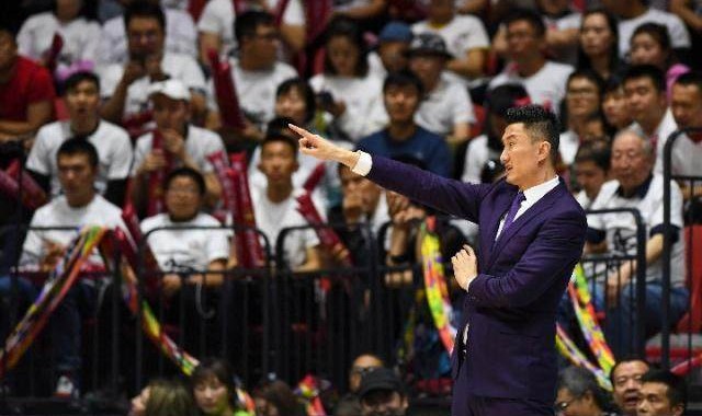 乐鱼体育官网入口-揭幕战大胜只是牛刀小试 最好的广东队依旧在路上