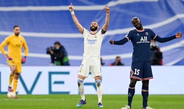 乐鱼体育官网-丢球就崩盘逆风就失智 巴黎耻辱出局只剩无能狂怒